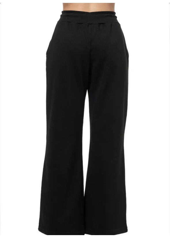 Παντελόνι σε ίσια γραμμή